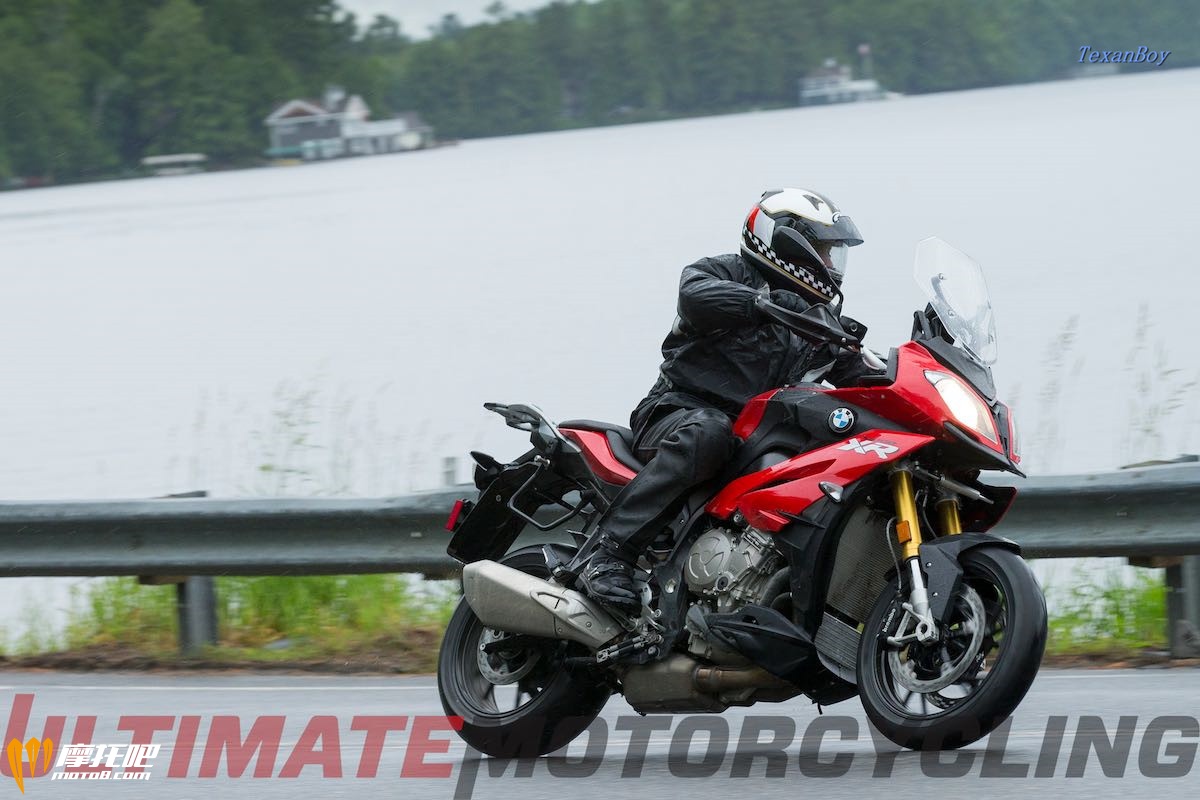 2016-bmw-s1000xr-review-debut-ride-test-3.jpg