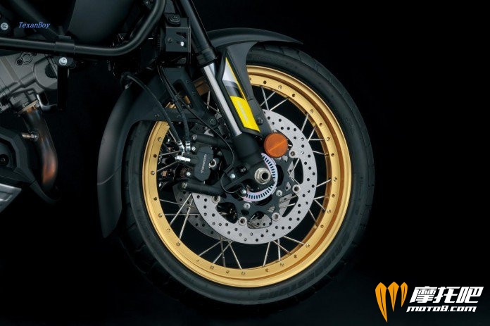 100416-2018-suzuki-v-strom-1000-front-wheel-696x463.jpg