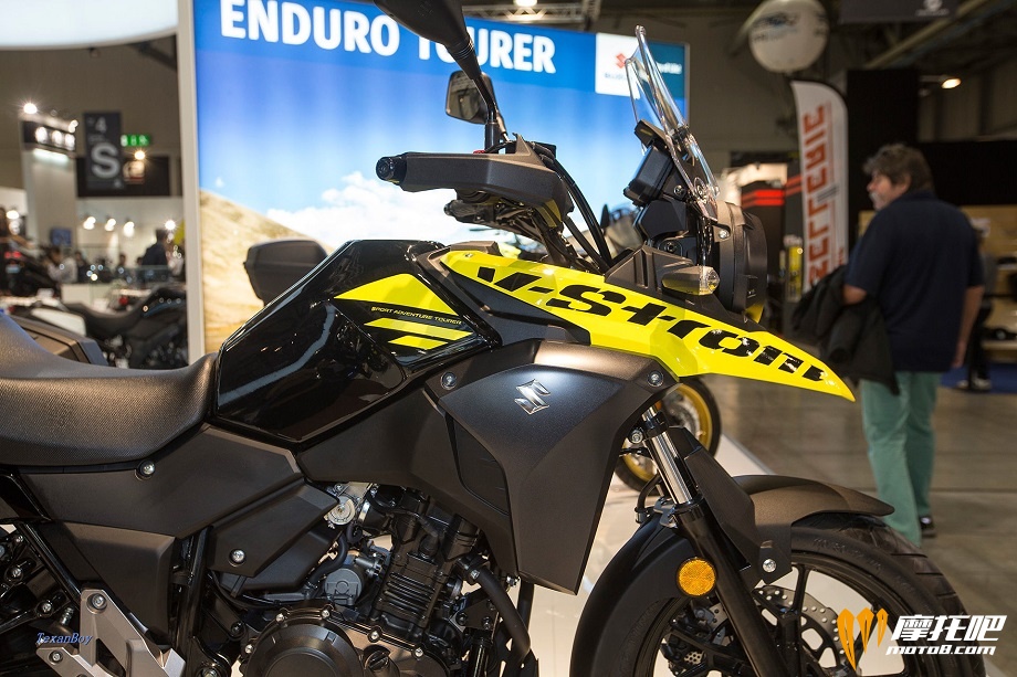 2017-suzuki-dl250-v-strom-ab9t1511.jpg