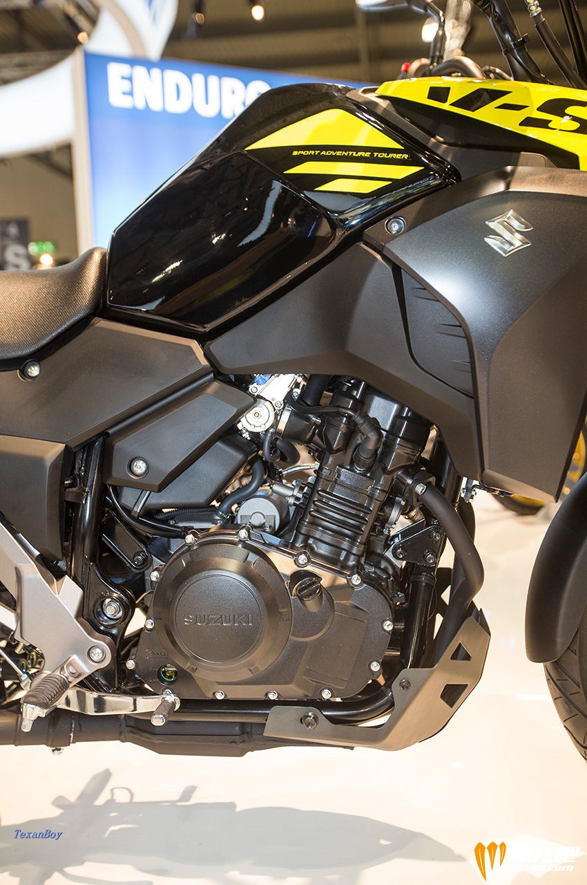 2017-suzuki-dl250-v-strom-ab9t1513.jpg