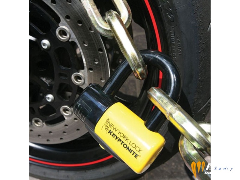 how-to-prevent-motorcycle-theft-60106_7.jpg