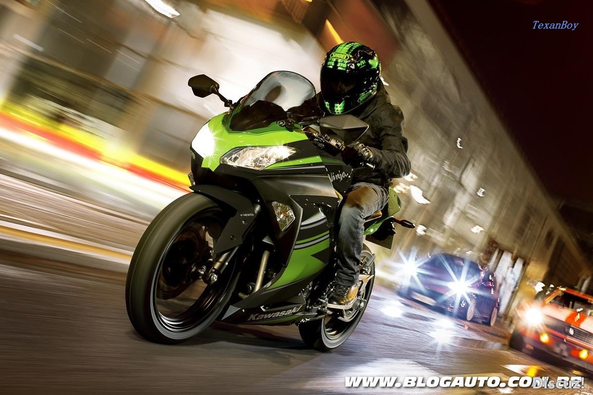 Kawasaki-Ninja-300-2017-5.jpg