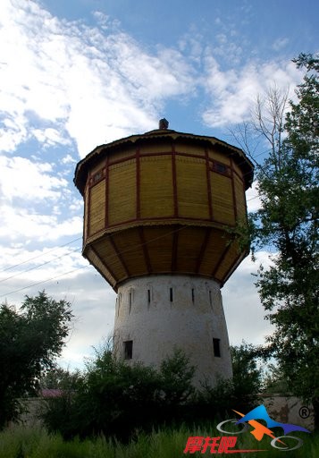 满洲里历史保护建筑-俄罗斯建造且使用至今保温水塔