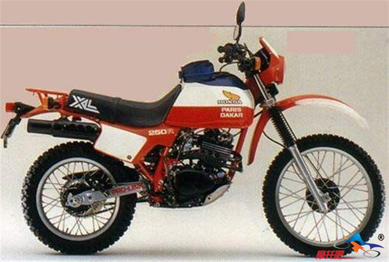 Honda2082.jpg