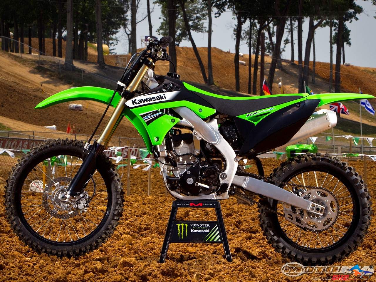 2011-Kawasaki-KX250F-18.jpg